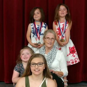 Meet your Posher, Evelyn